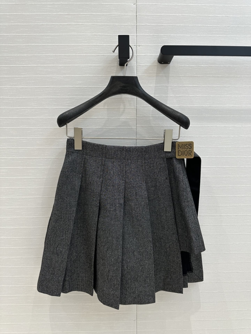 D*or skirts